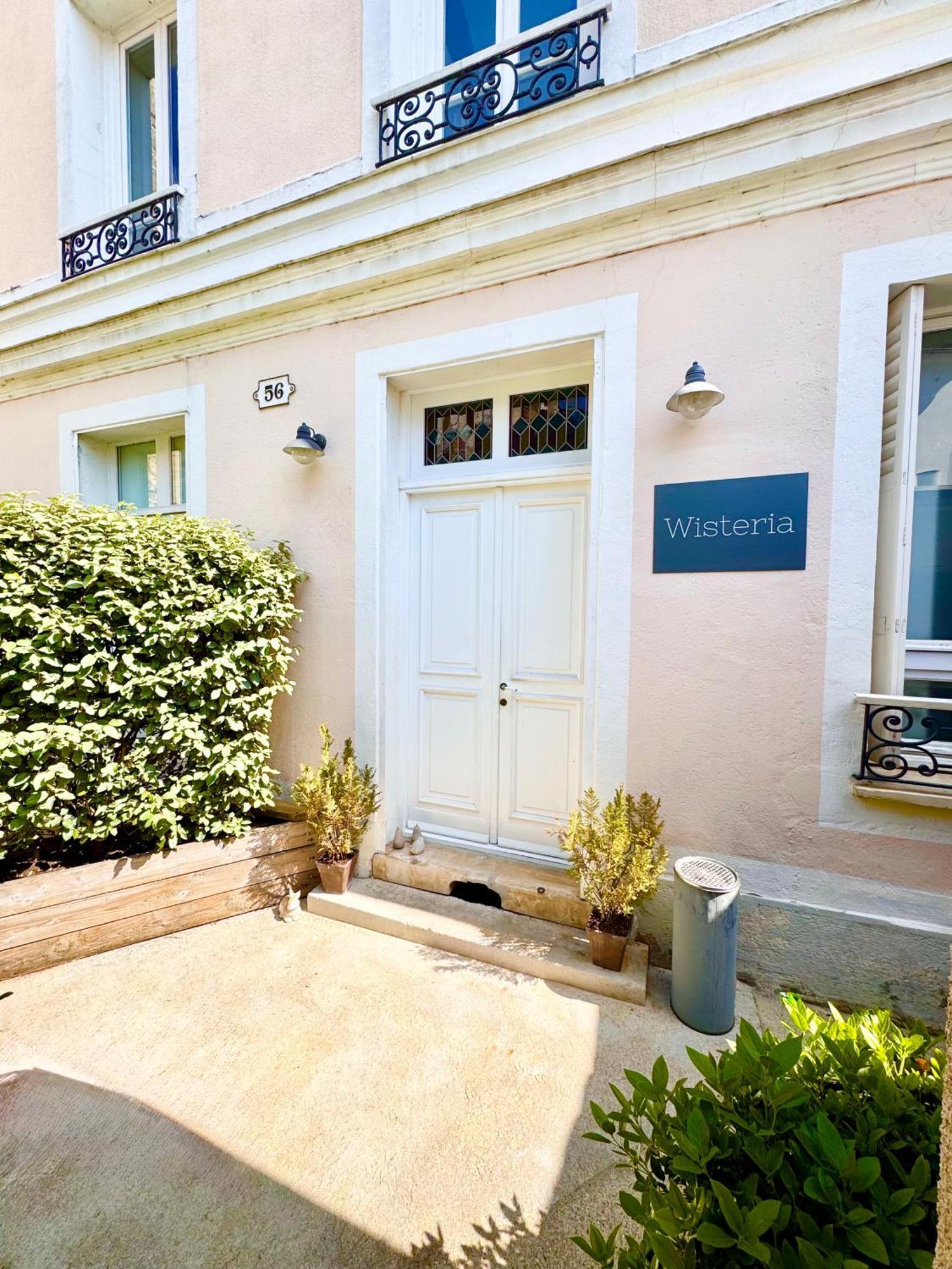 Wisteria Bed and Breakfast Fontainebleau Buitenkant foto