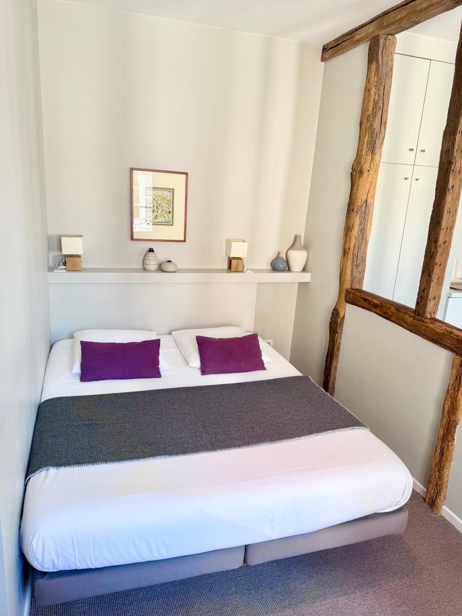 Wisteria Bed and Breakfast Fontainebleau Kamer foto
